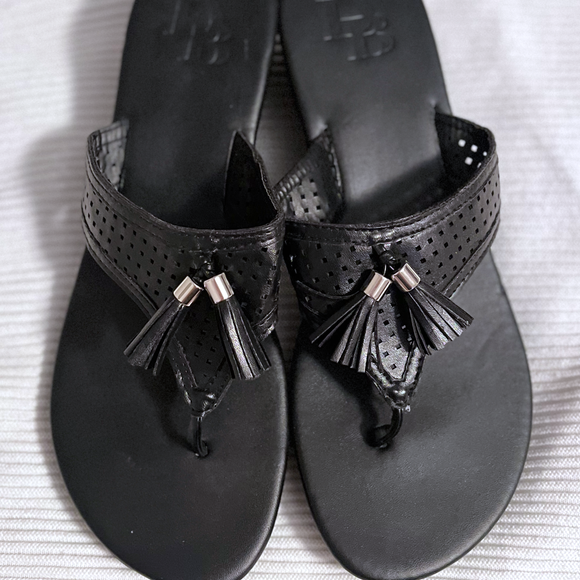 DB Tassel Women's Sandals